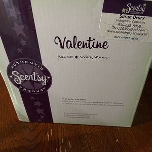 Valentine Full-Size Scentsy Warmer